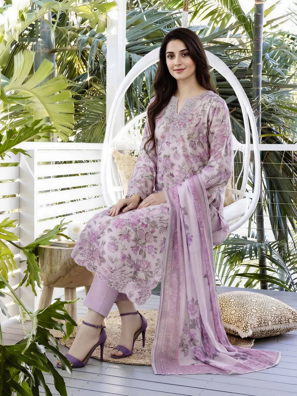U5117SU-3PC-633-3PieceLawnSuit-Embroidered_Unstitched_4